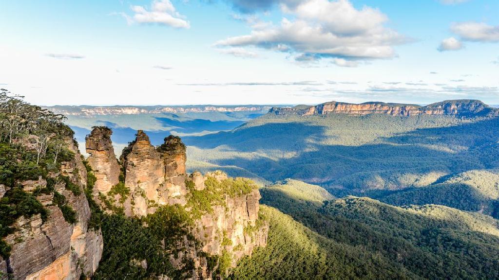 طبیعت چشم نواز کوه های آبی در استرالیا