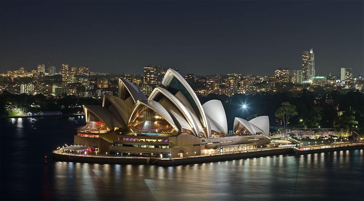 نورپردازی شگفت انگیز خانه اپرای سیدنی